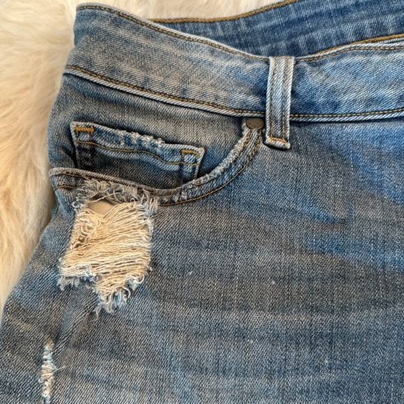 Paige Daryn Cutoff Shorts 30 - Picture 6 of 13